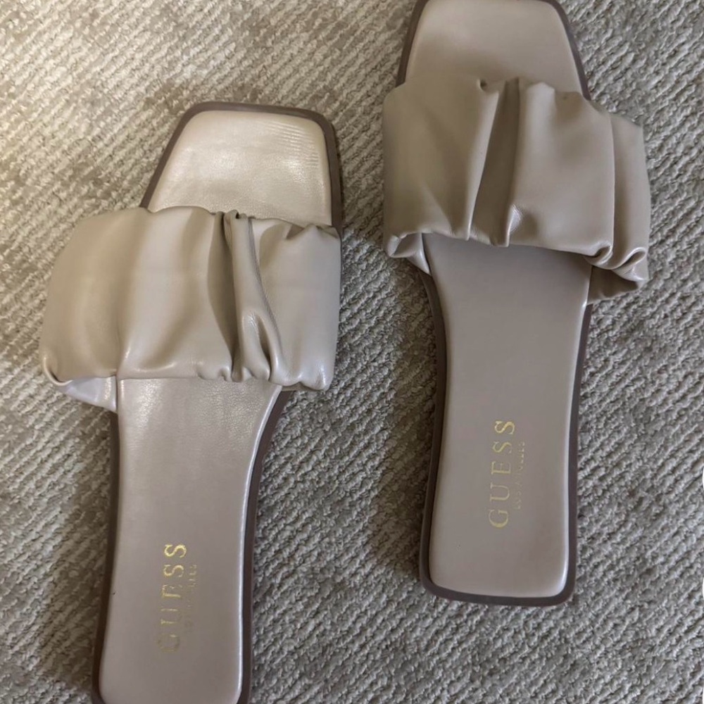Guess Women's Cream Slide Sandals